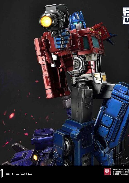Descubre el apasionante mundo de Estatua Optimus Prime Ultimate Version.