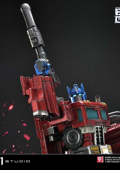 Descubre el apasionante mundo de Estatua Optimus Prime Ultimate Version.