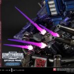 Descubre el apasionante mundo de Estatua Optimus Prime Ultimate Version.