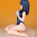Descubre el apasionante mundo de Estatua Rikka Takarada Swimsuit.