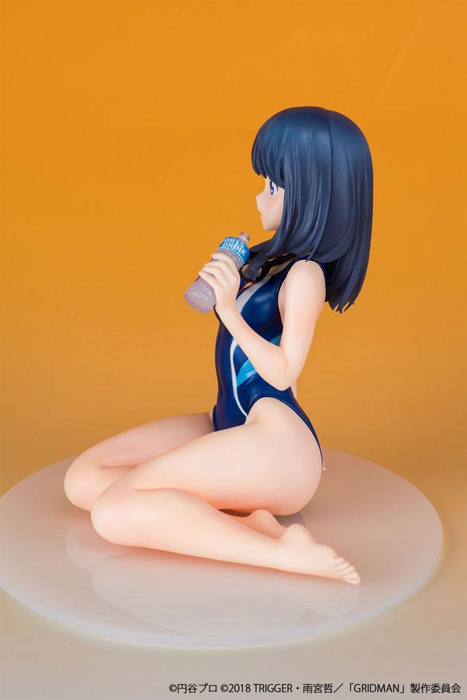 Descubre el apasionante mundo de Estatua Rikka Takarada Swimsuit.