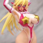 Descubre el apasionante mundo de Estatua Sandy Bash Star Mask Red.