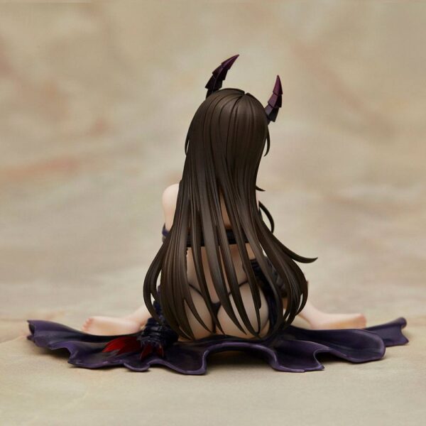 Descubre el apasionante mundo de Estatua Yui Kotegawa Darkness.