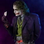 Descubre el apasionante mundo de Busto tamaño real Joker Dark Knight.
