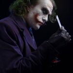 Descubre el apasionante mundo de Busto tamaño real Joker Dark Knight.