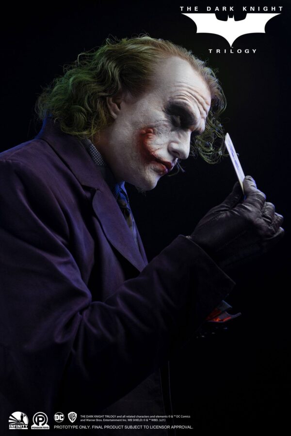 Descubre el apasionante mundo de Busto tamaño real Joker Dark Knight.