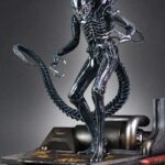 Descubre el apasionante mundo de Estatua Alien Warrior Deluxe.