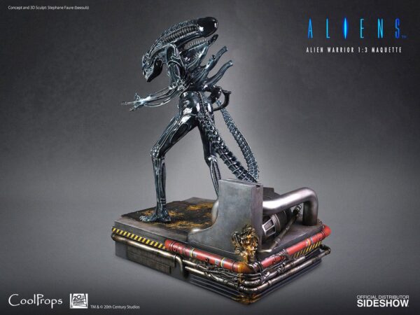 Descubre el apasionante mundo de Estatua Alien Warrior Deluxe.