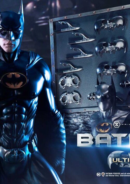 Descubre el apasionante mundo de Estatua Batman Ultimate Bonus Version.