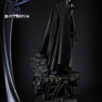 Descubre el apasionante mundo de Estatua Batman Ultimate Bonus Version.