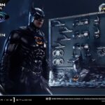 Descubre el apasionante mundo de Estatua Batman Ultimate Bonus Version.