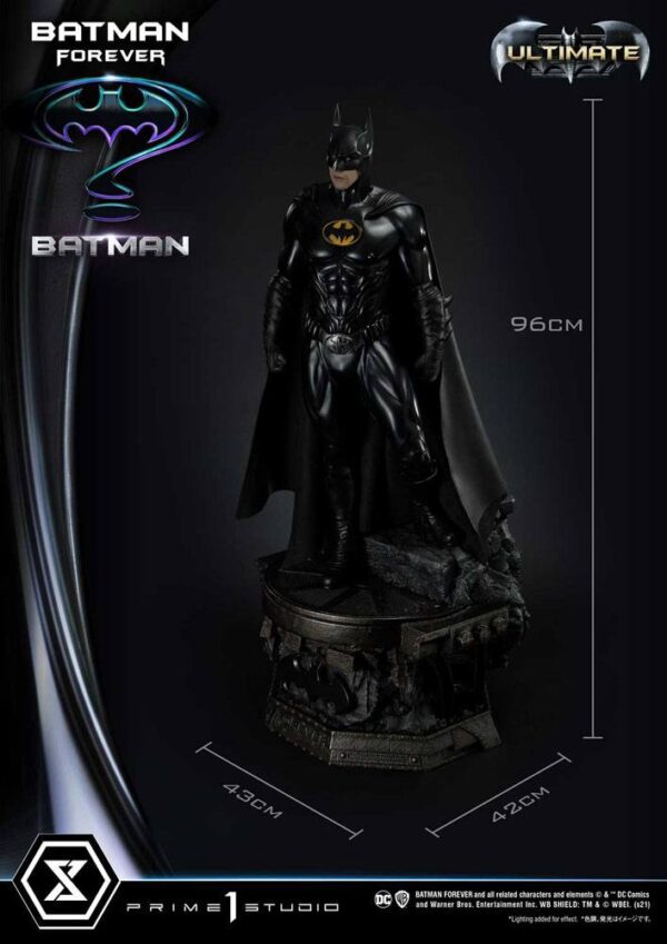 Descubre el apasionante mundo de Estatua Batman Ultimate Bonus Version.