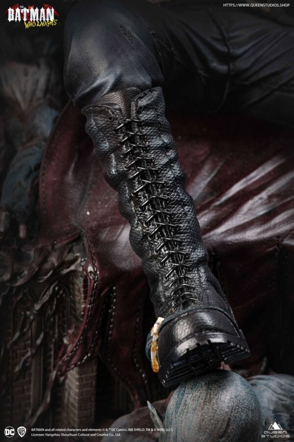 Descubre el apasionante mundo de Estatua Batman Who Laughs.