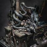 Descubre el apasionante mundo de Estatua Batman on Throne DC Comics.