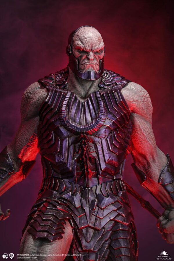 Descubre el apasionante mundo de Estatua Darkseid DC Comics.