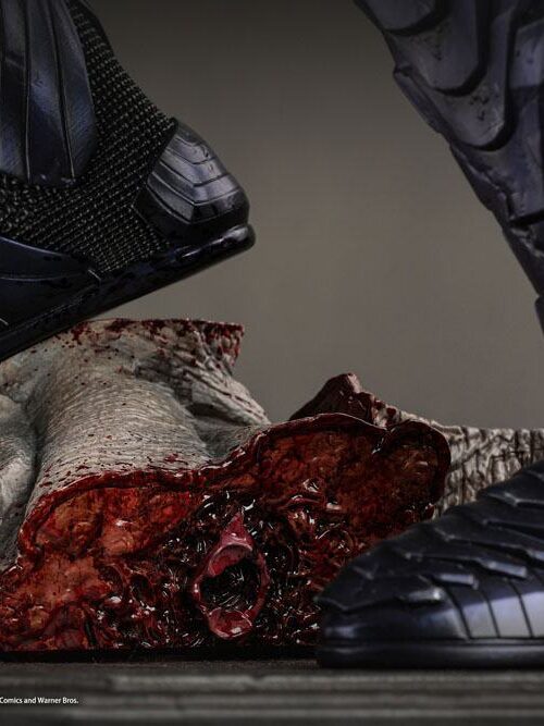 Descubre el apasionante mundo de Estatua Darkseid DC Comics.