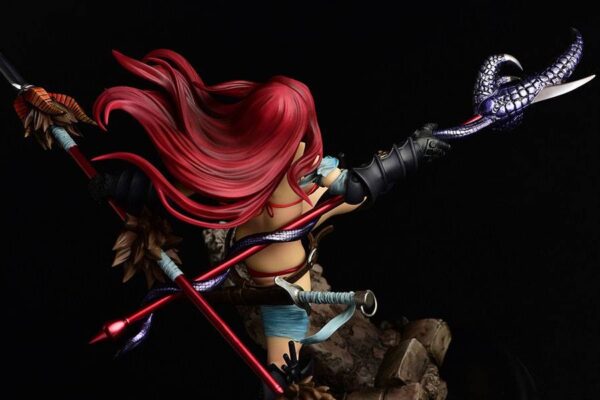 Descubre el apasionante mundo de Estatua Erza Scarlet Black Armor.