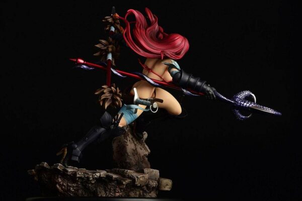 Descubre el apasionante mundo de Estatua Erza Scarlet Black Armor.