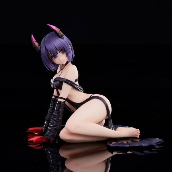 Descubre el apasionante mundo de Estatua Haruna Sairenji Darkness Limited.