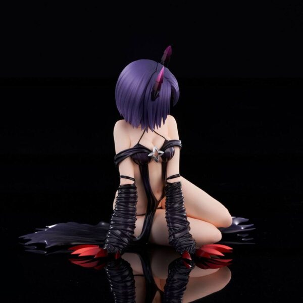 Descubre el apasionante mundo de Estatua Haruna Sairenji Darkness Limited.