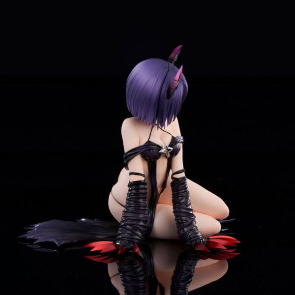 Descubre el apasionante mundo de Estatua Haruna Sairenji Darkness Limited.
