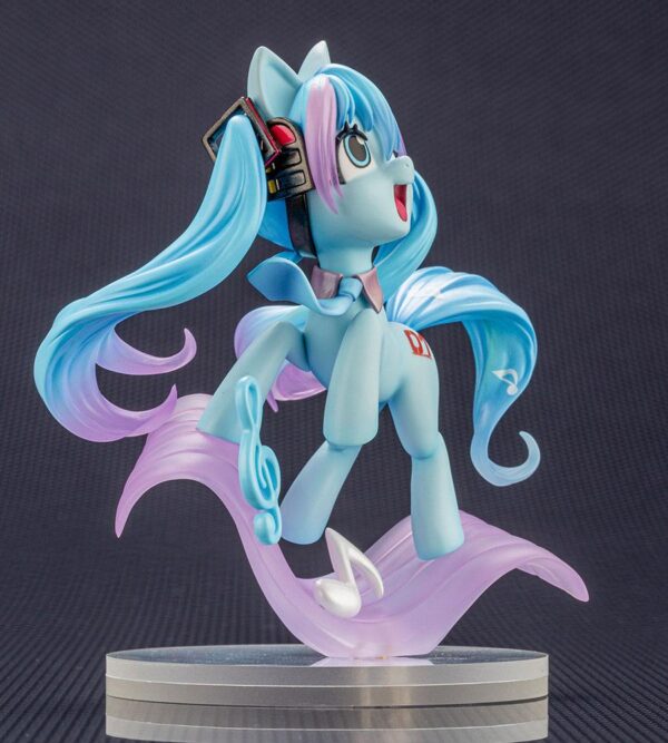 Descubre el apasionante mundo de Estatua Hatsune Miku Pony Bishoujo.