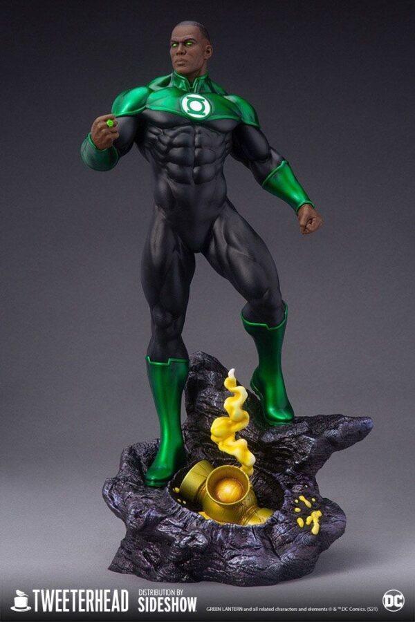 Descubre el apasionante mundo de Estatua John Stewart Green Lantern.