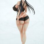 Descubre el apasionante mundo de Estatua Koumi Island Konomi Black Top.