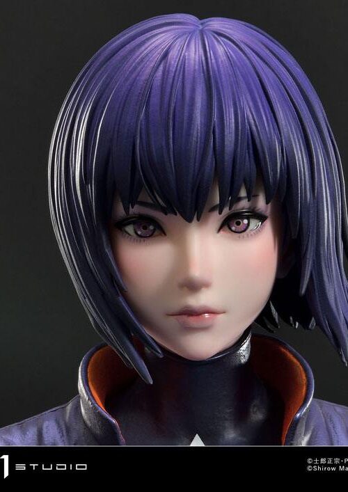 Descubre el apasionante mundo de Estatua Kusanagi and Tachikoma.
