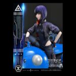 Descubre el apasionante mundo de Estatua Kusanagi and Tachikoma Bonus Version.