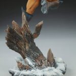 Descubre el apasionante mundo de Estatua Marvel Premium Format Wolverine.