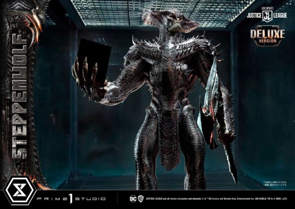 Descubre el apasionante mundo de Estatua Masterline Steppenwolf Bonus.