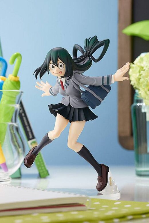 Estatua Pop Up Parade Tsuyu Asui