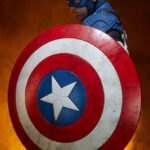 Descubre el apasionante mundo de Estatua Premium Format Captain America.
