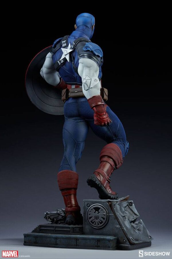 Descubre el apasionante mundo de Estatua Premium Format Captain America.