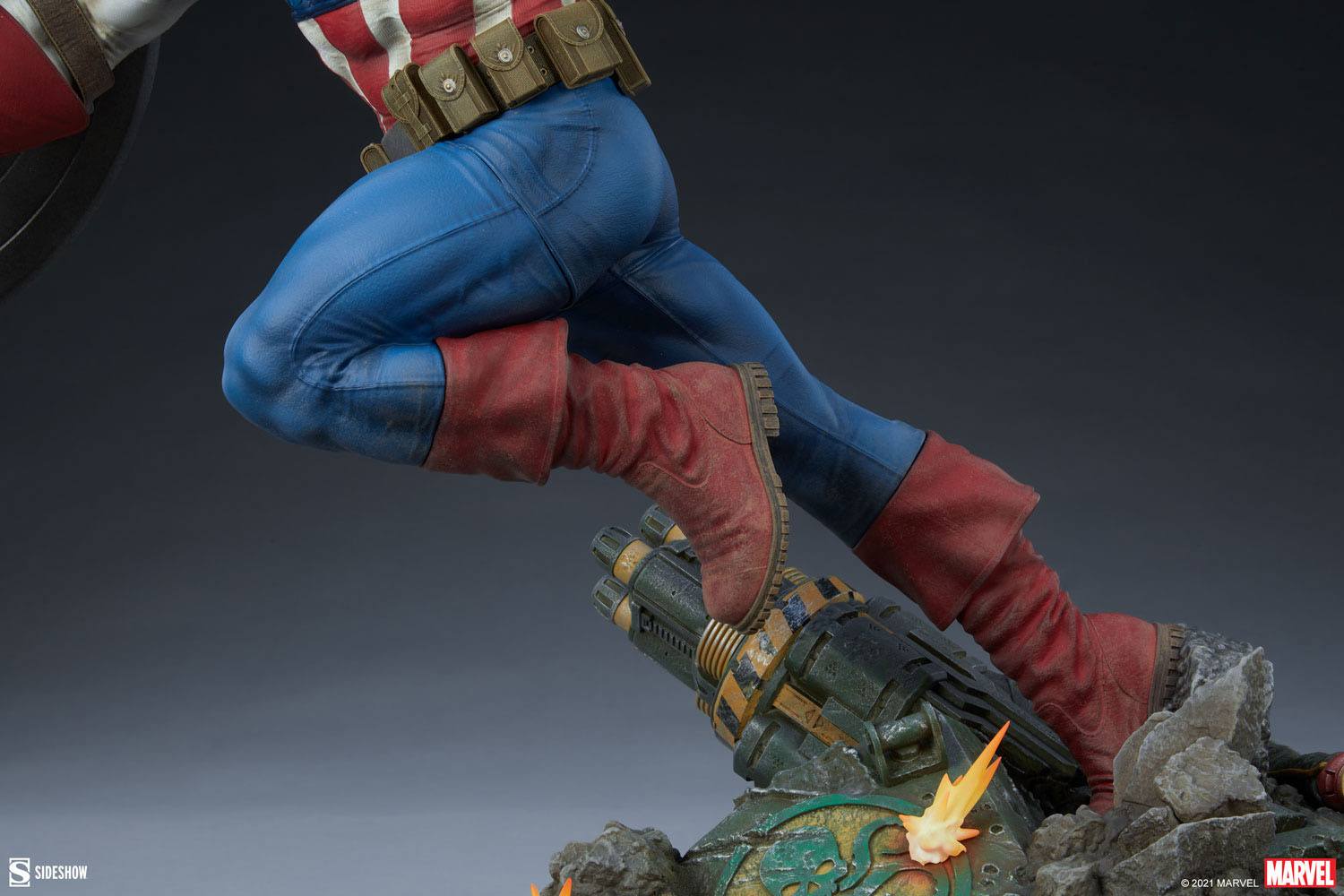 Descubre el apasionante mundo de Estatua Premium Format Captain America.
