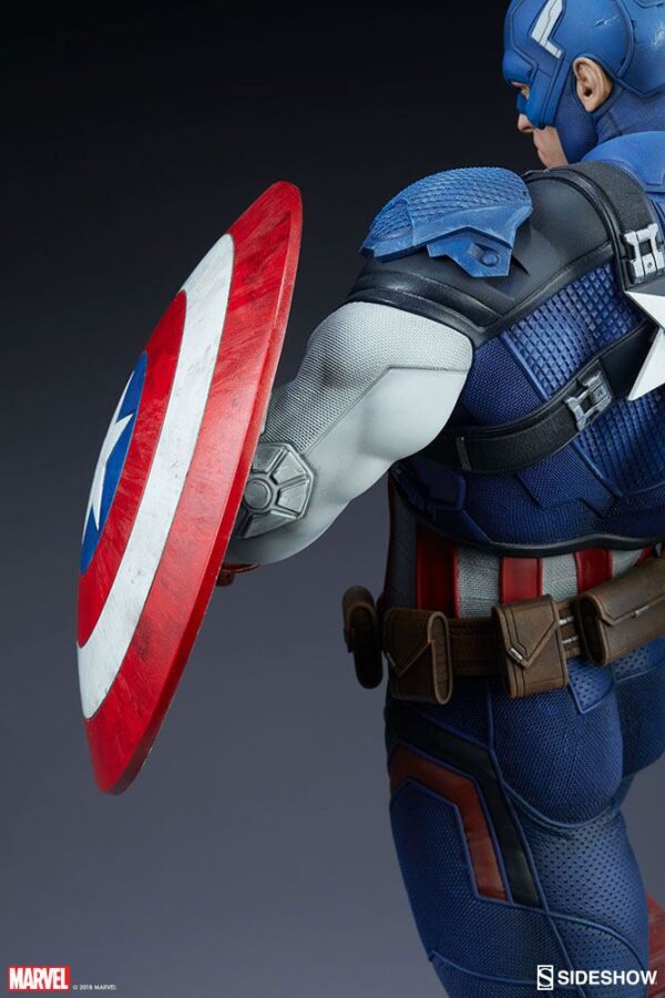 Descubre el apasionante mundo de Estatua Premium Format Captain America.