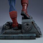 Descubre el apasionante mundo de Estatua Premium Format Captain America.