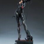 Descubre el apasionante mundo de Estatua Premium Format Catwoman.