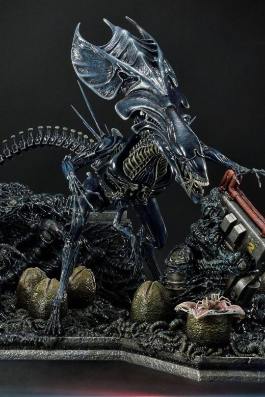 Descubre el apasionante mundo de Estatua Queen Alien Battle Diorama.