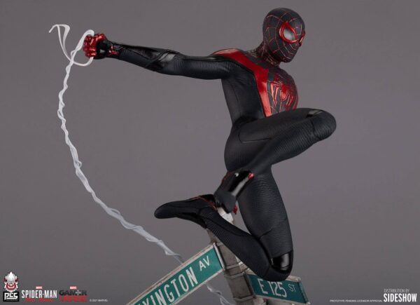 Descubre el apasionante mundo de Estatua Spider-Man Miles Morales.
