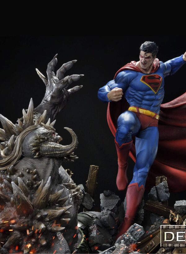 Descubre el apasionante mundo de Estatua Superman Vs Doomsday Deluxe Bonus.
