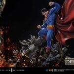 Descubre el apasionante mundo de Estatua Superman Vs Doomsday Deluxe Bonus.
