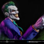 Descubre el apasionante mundo de Estatua The Joker Say Cheese.