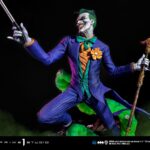 Descubre el apasionante mundo de Estatua The Joker Say Cheese.