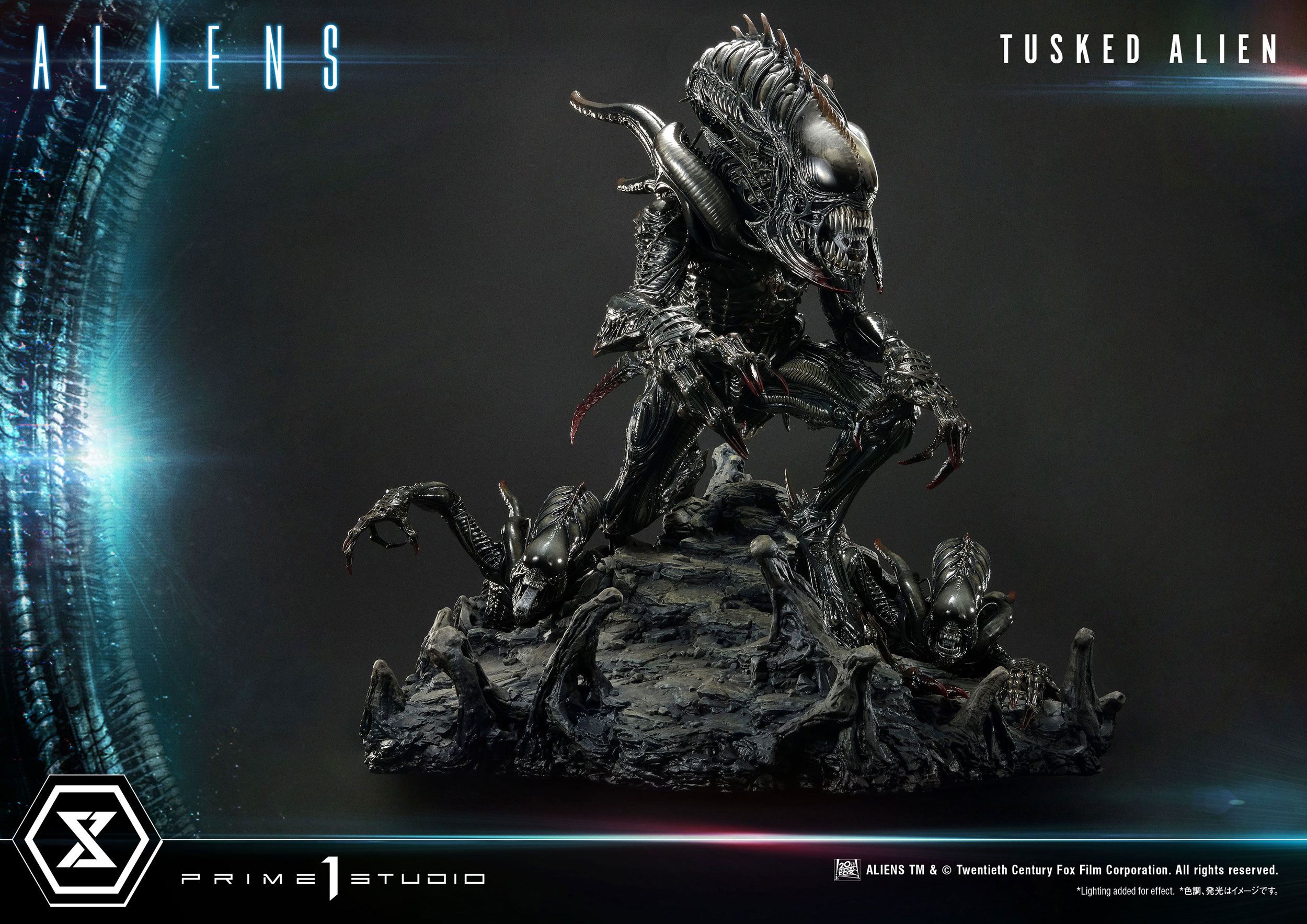Descubre el apasionante mundo de Estatua Tusked Alien Bonus Version.