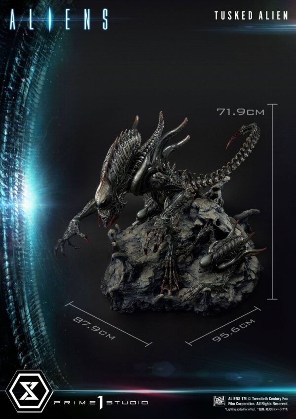 Descubre el apasionante mundo de Estatua Tusked Alien Bonus Version.