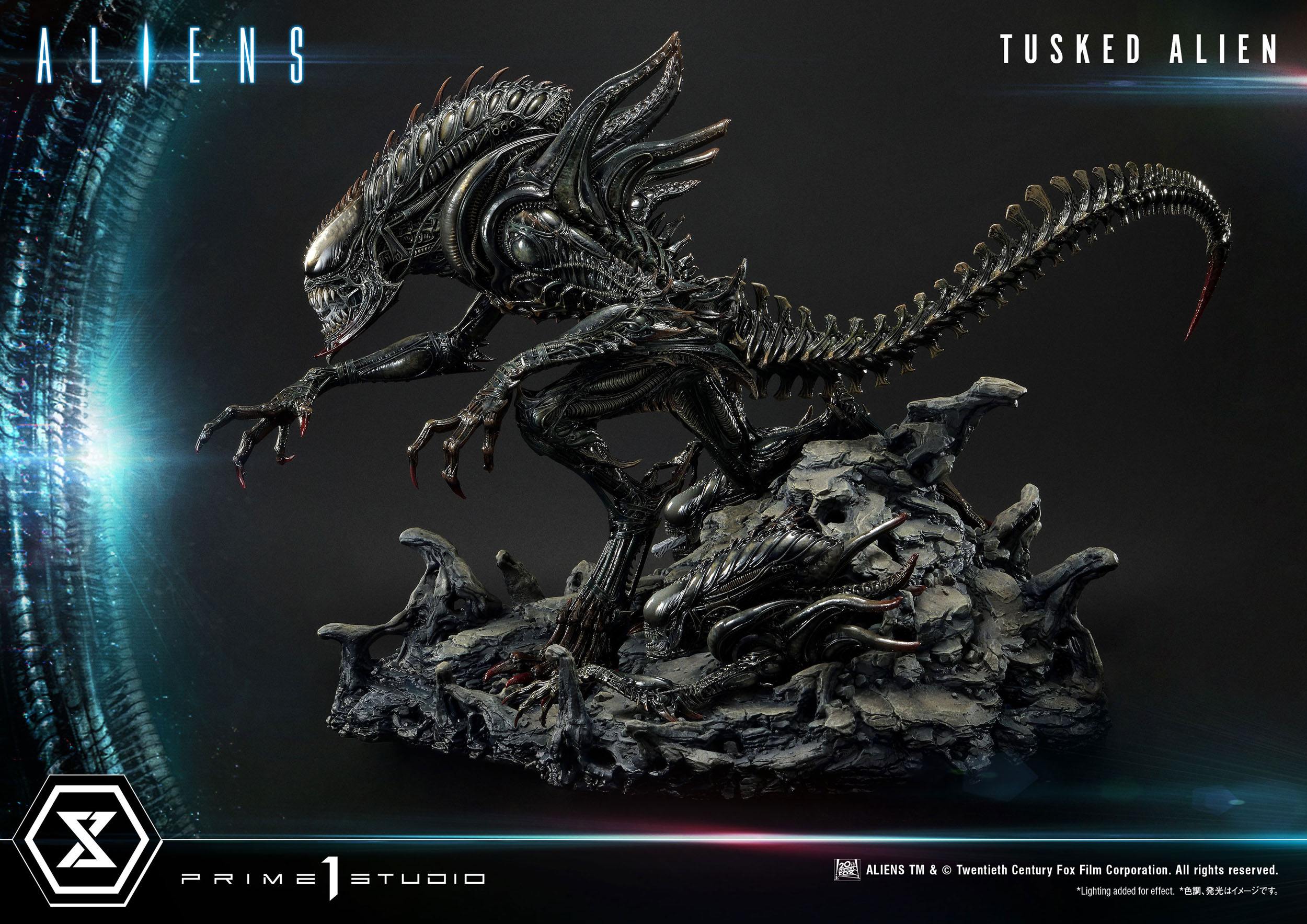 Descubre el apasionante mundo de Estatua Tusked Alien Bonus Version.