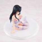 Descubre el apasionante mundo de Estatua Yukino Yukinoshita Lingerie.