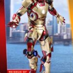 Descubre el apasionante mundo de Figura Iron Man Mark XLII Deluxe.